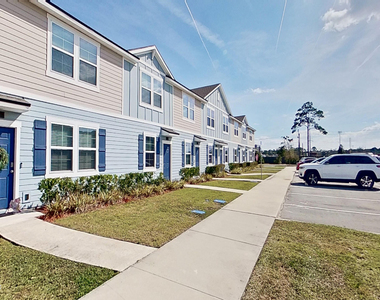 106 Red House Circle - Photo Thumbnail 2
