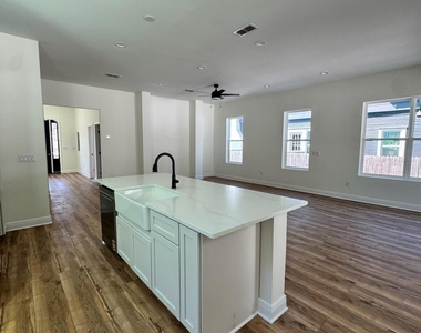 2841 Post Street - Photo Thumbnail 36