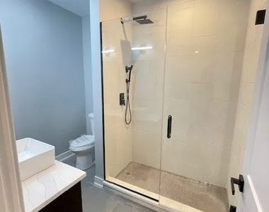 5420 W Belmont Street - Photo Thumbnail 9
