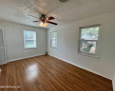 288 Boylston Avenue - Photo Thumbnail 22