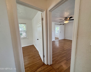 288 Boylston Avenue - Photo Thumbnail 17