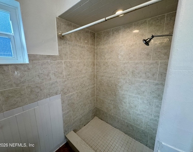 288 Boylston Avenue - Photo Thumbnail 8