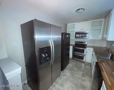 3459 Rogero Road - Photo Thumbnail 4