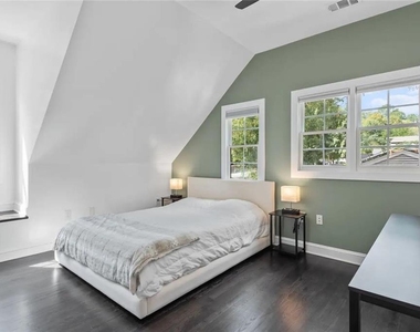 356 W Wieuca Road Ne - Photo Thumbnail 15