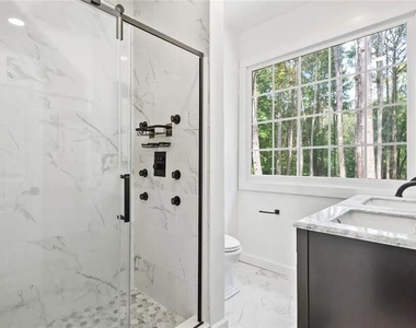 356 W Wieuca Road Ne - Photo Thumbnail 19