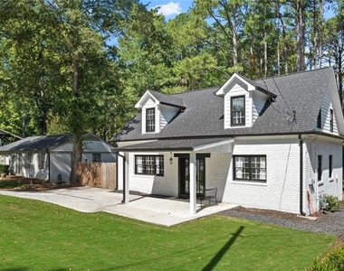 356 W Wieuca Road Ne - Photo Thumbnail 1