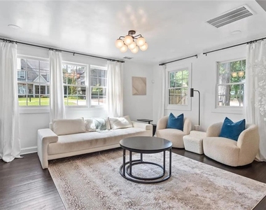 356 W Wieuca Road Ne - Photo Thumbnail 5