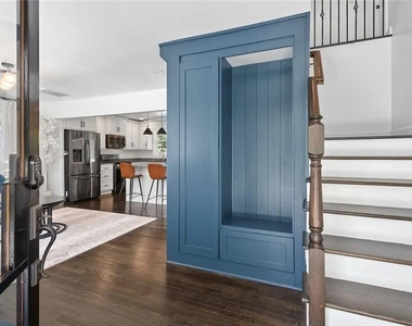 356 W Wieuca Road Ne - Photo Thumbnail 3