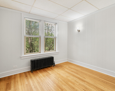 1440 W Howard Street - Photo Thumbnail 6