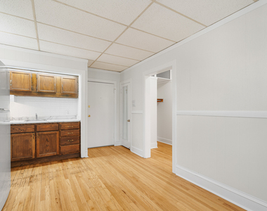 1440 W Howard Street - Photo Thumbnail 5