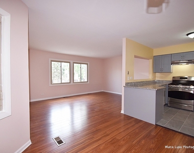 374 Juniper Tree Court - Photo Thumbnail 3
