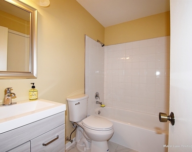 374 Juniper Tree Court - Photo Thumbnail 10