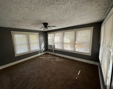 6818 Stearns Street - Photo Thumbnail 9