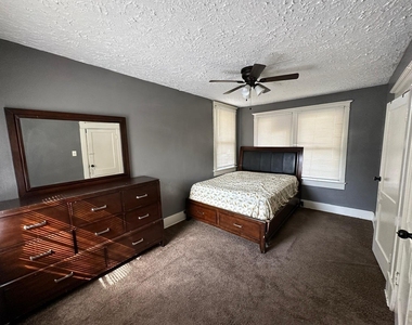 6818 Stearns Street - Photo Thumbnail 10