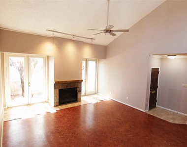 2602 Rice Boulevard - Photo Thumbnail 2