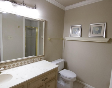 2602 Rice Boulevard - Photo Thumbnail 19