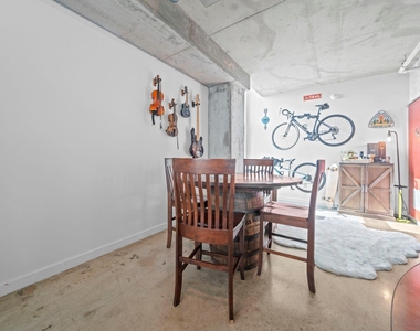 2000 Bagby Street - Photo Thumbnail 17