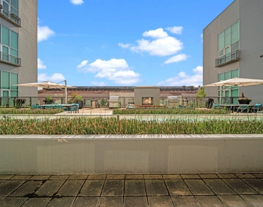 2000 Bagby Street - Photo Thumbnail 24