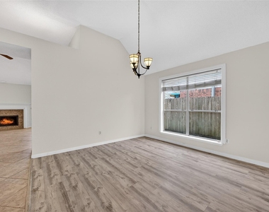 1035 Cascade Creek Drive - Photo Thumbnail 22