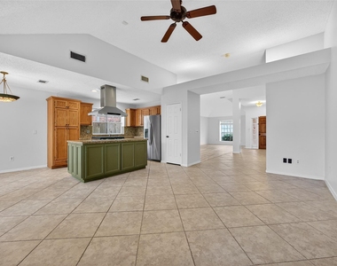 1035 Cascade Creek Drive - Photo Thumbnail 9