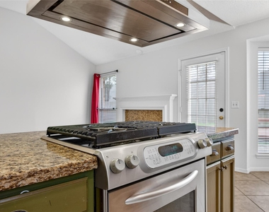 1035 Cascade Creek Drive - Photo Thumbnail 15