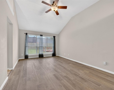 1035 Cascade Creek Drive - Photo Thumbnail 24