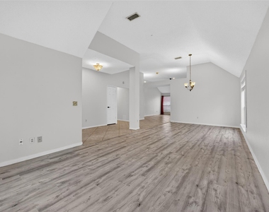 1035 Cascade Creek Drive - Photo Thumbnail 20