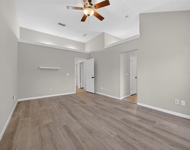 1035 Cascade Creek Drive - Photo Thumbnail 25
