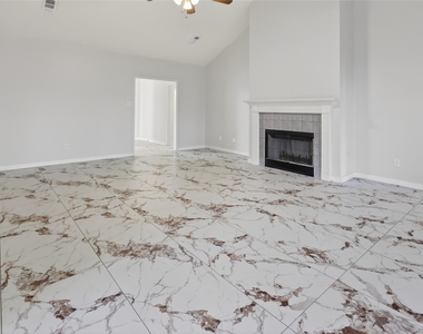 4418 W Thunderwood Circle - Photo Thumbnail 6