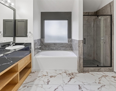 4418 W Thunderwood Circle - Photo Thumbnail 10