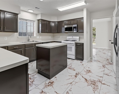 4418 W Thunderwood Circle - Photo Thumbnail 17