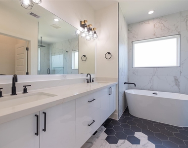 4106 Alice Street - Photo Thumbnail 2