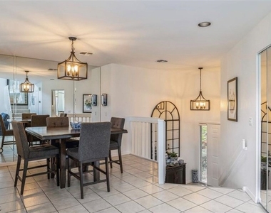 27121 Oakwood Lake Drive - Photo Thumbnail 3
