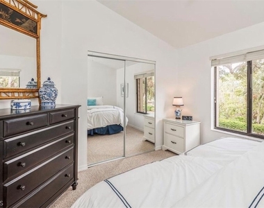 27121 Oakwood Lake Drive - Photo Thumbnail 7