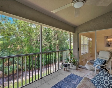 386 Emerald Bay Circle - Photo Thumbnail 17