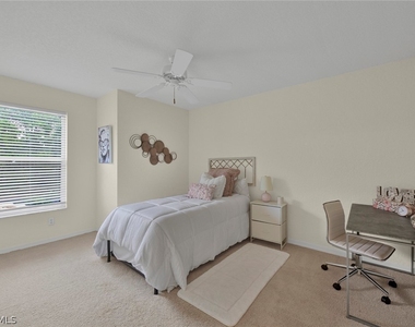 386 Emerald Bay Circle - Photo Thumbnail 13