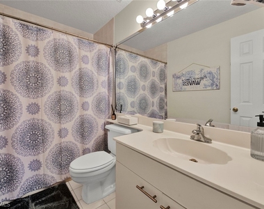 386 Emerald Bay Circle - Photo Thumbnail 14