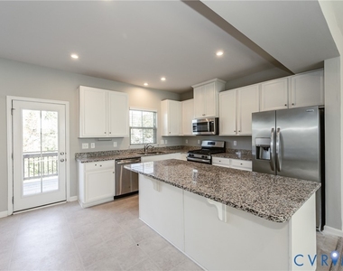 6404 Bilberry Alley - Photo Thumbnail 11