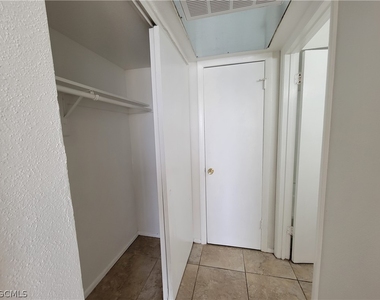 2937 Winkler Avenue - Photo Thumbnail 18