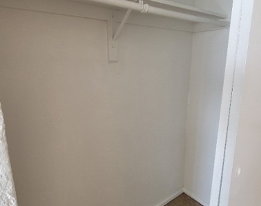 2937 Winkler Avenue - Photo Thumbnail 19