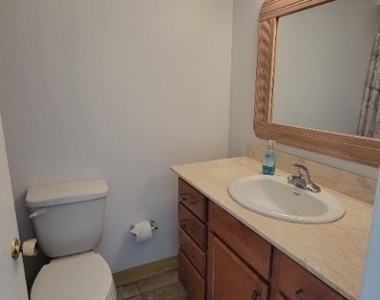 2937 Winkler Avenue - Photo Thumbnail 21