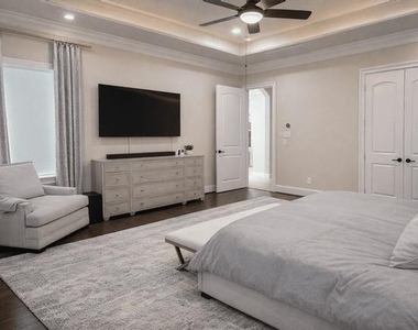 43 W Loftwood Circle - Photo Thumbnail 20