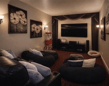 43 W Loftwood Circle - Photo Thumbnail 14