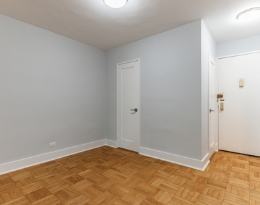 110-50 71st Road - Photo Thumbnail 4