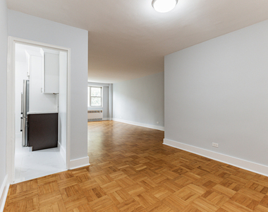 110-50 71st Road - Photo Thumbnail 8