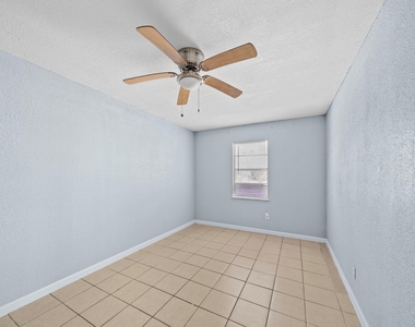904 Beverly Avenue - Photo Thumbnail 6