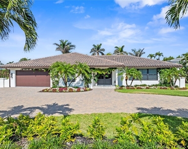 4222 Crayton Road - Photo Thumbnail 2