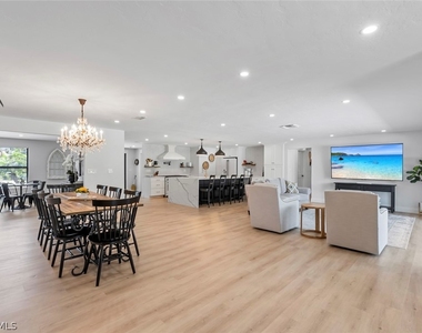 4222 Crayton Road - Photo Thumbnail 22