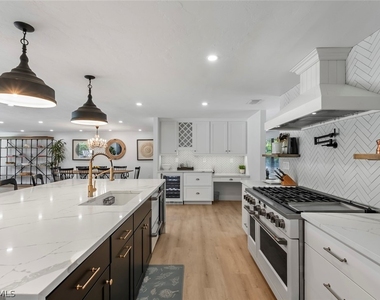 4222 Crayton Road - Photo Thumbnail 16