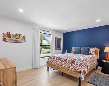 4222 Crayton Road - Photo Thumbnail 5